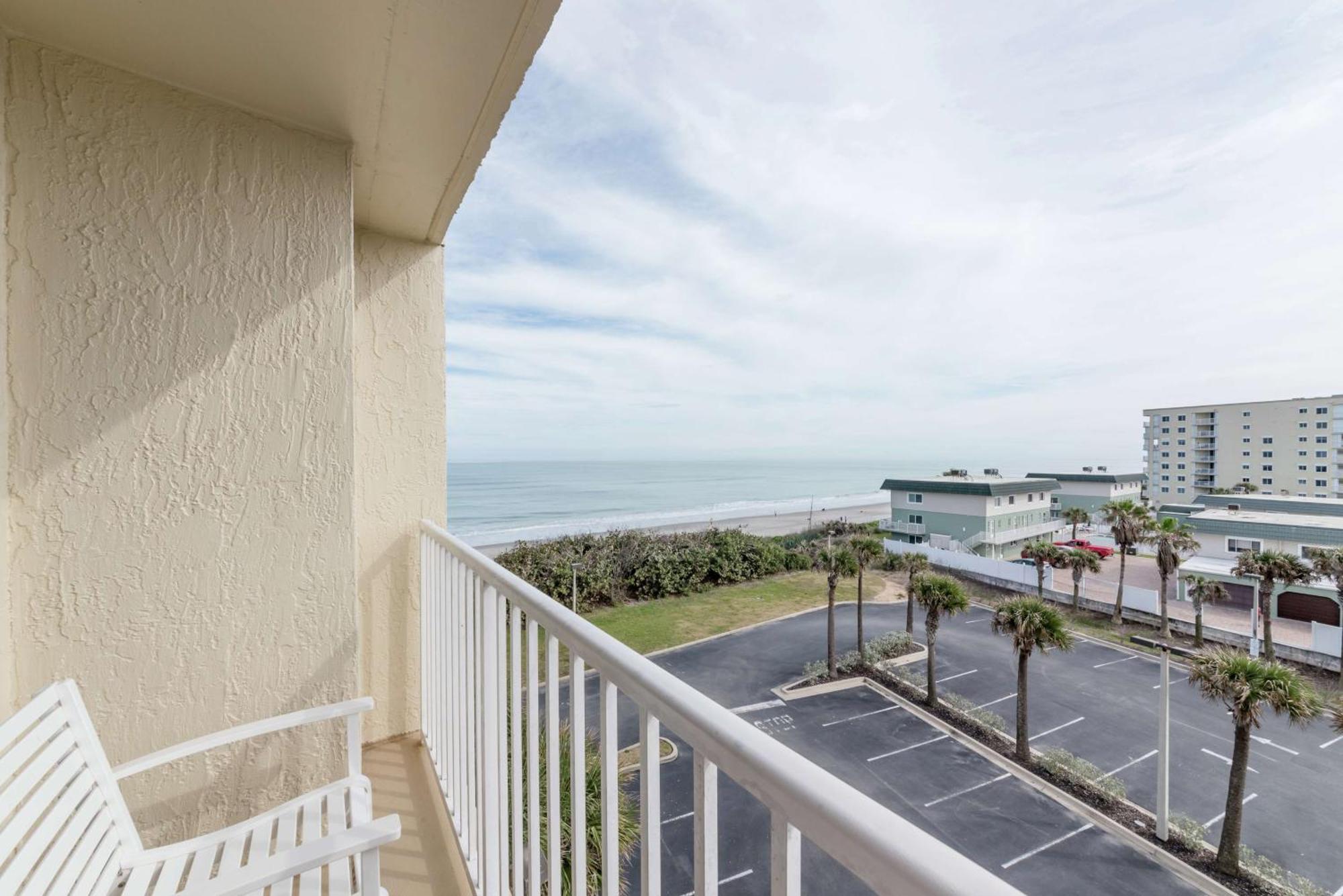 Hilton Melbourne Beach Oceanfront Eksteriør bilde