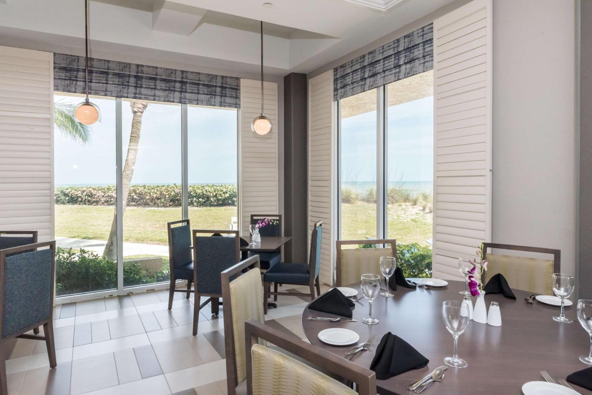 Hilton Melbourne Beach Oceanfront Eksteriør bilde