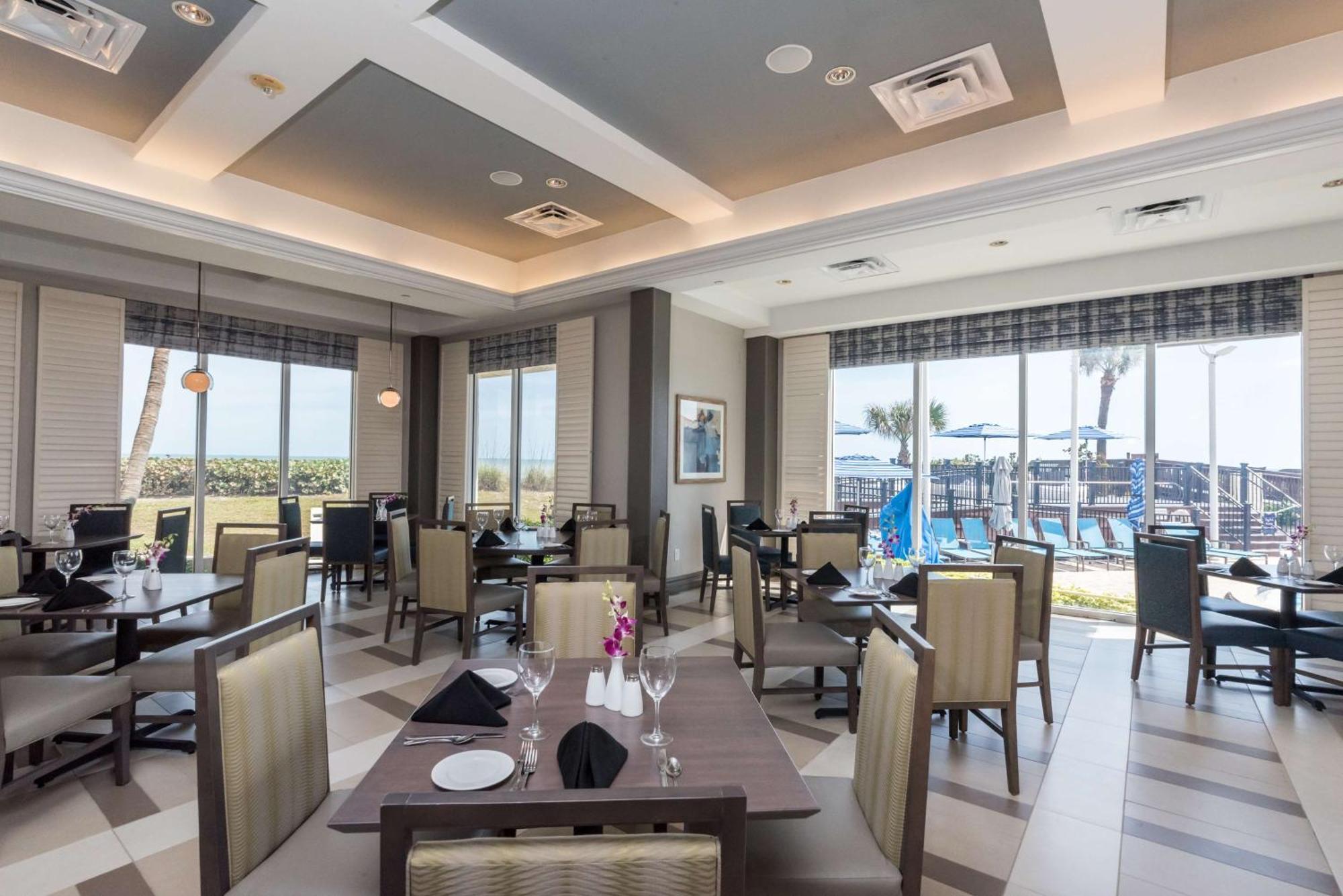 Hilton Melbourne Beach Oceanfront Eksteriør bilde